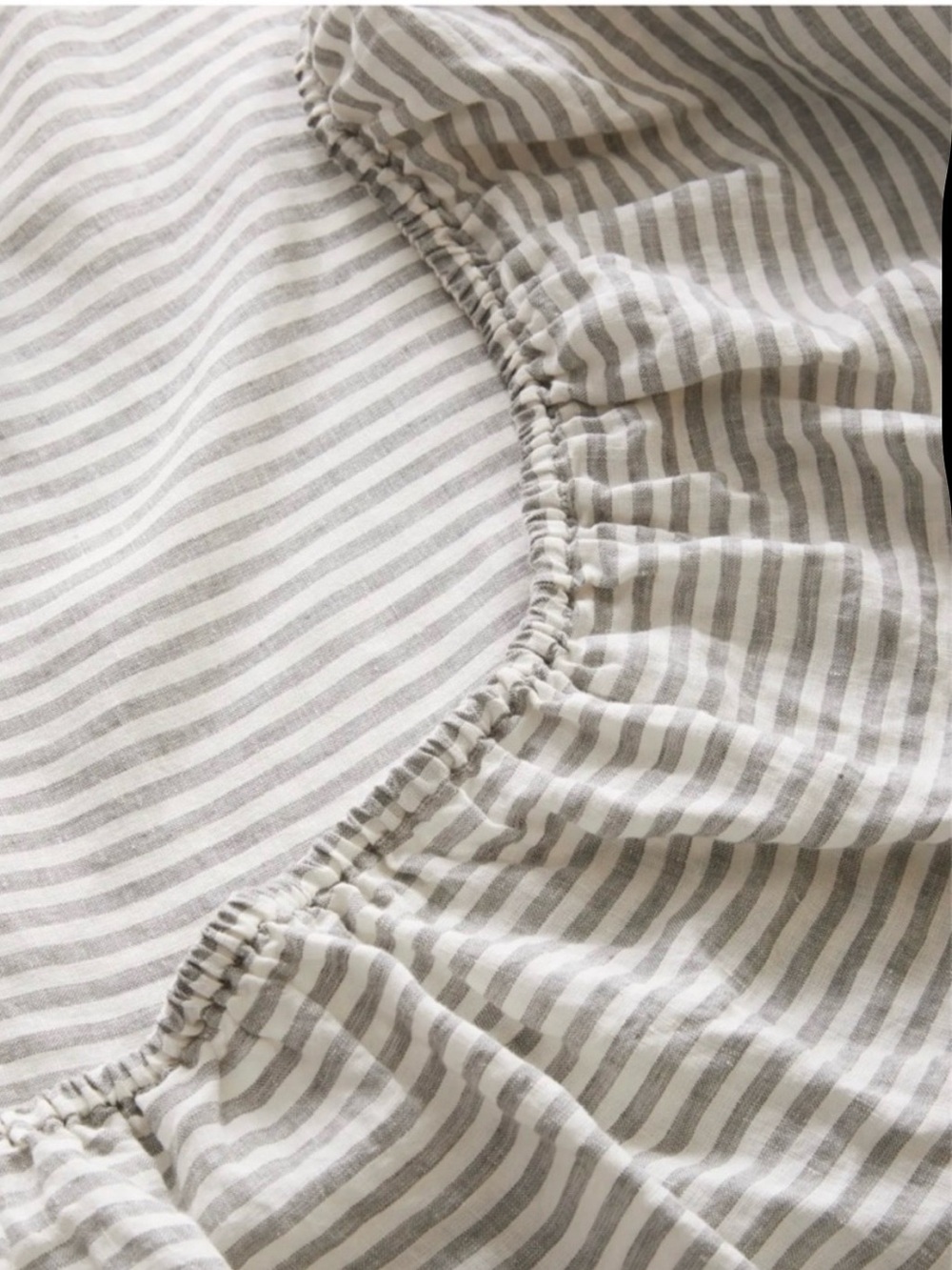 NWOT QUINCE European Linen Sheet Set Queen Grey White Stripe 4 pieces - Picture 3 of 6
